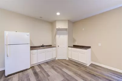 313 Grand Avenue, Bacliff, TX 77518 - Photo 38