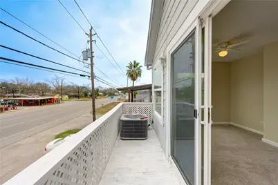 313 Grand Avenue, Bacliff, TX 77518 - Photo 4