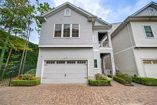 428 Marshall St, Houston, TX 77006 - Photo 2