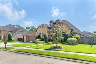 403 Old Orchard Way, Dickinson, TX 77539 - Photo 2