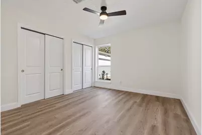 6207 Rollingbrook Drive, Houston, TX 77096 - Photo 32