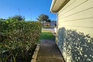 19827 Plantation Grove Tr, Katy, TX 77449 - Photo 8