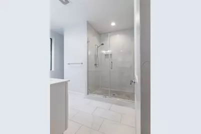 210 E 32nd Street, Houston, TX 77018 - Photo 32