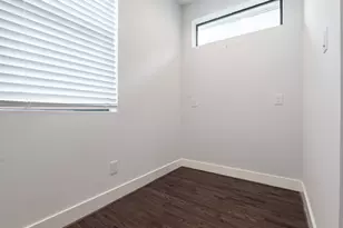 210 E 32nd St, Houston, TX 77018 - Photo 24