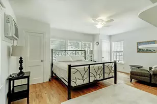 2136 Pelham Dr, Houston, TX 77019 - Photo 20