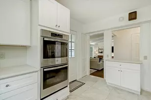 2136 Pelham Dr, Houston, TX 77019 - Photo 10