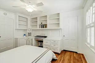 2136 Pelham Dr, Houston, TX 77019 - Photo 16