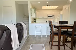 921 Marine Dr, Galveston, TX 77550 - Photo 10