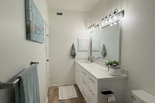 921 Marine Dr, Galveston, TX 77550 - Photo 16