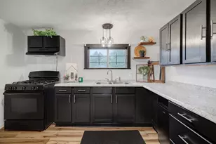 801 Washington St, Liberty, TX 77575 - Photo 8