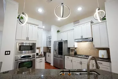 5625 Dolores Place Lane #B, Houston, TX 77057 - Photo 12