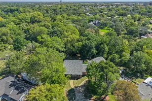 827 Vine St, Bryan, TX 77802 - Photo 2