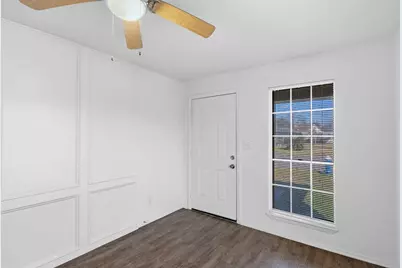 1430 E 32nd 1/2 Street, Houston, TX 77022 - Photo 12