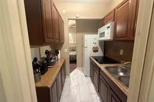 3040 Bayshore Dr, Bacliff, TX 77518 - Photo 2