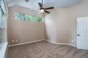 66 Lakeridge Ct, The Woodlands, TX 77381 - Photo 24