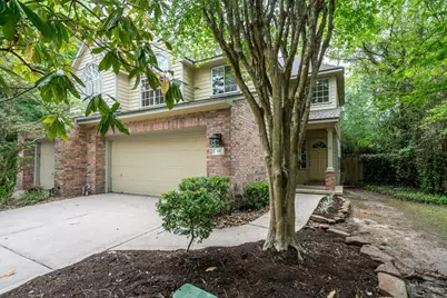 66 Lakeridge Court, The Woodlands, TX 77381 - Photo 2