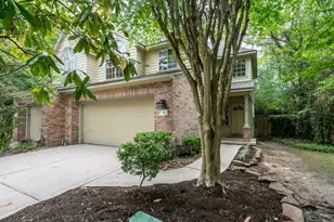 66 Lakeridge Ct, The Woodlands, TX 77381 - Photo 2