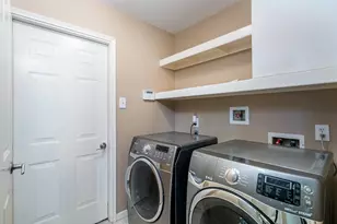 66 Lakeridge Ct, The Woodlands, TX 77381 - Photo 20