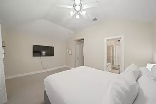8705 Bryam St, Houston, TX 77061 - Photo 10