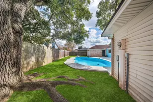 15934 Tumbling Rapids Dr, Houston, TX 77084 - Photo 32