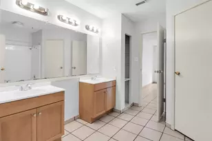 4936 Meadowood Cir, Baytown, TX 77521 - Photo 8