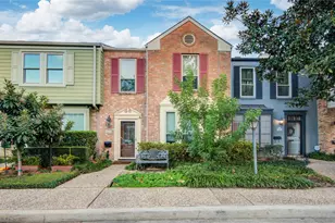 7449 Brompton St, Houston, TX 77025 - Photo 2