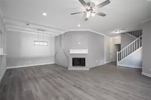 6625 Tournament Dr, Houston, TX 77069 - Photo 8
