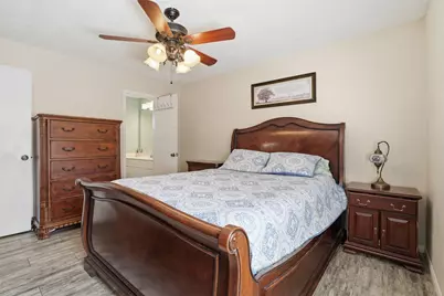 308 Moody Avenue, League City, TX 77573 - Photo 18