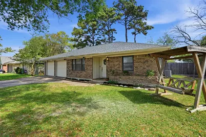 308 Moody Avenue, League City, TX 77573 - Photo 2