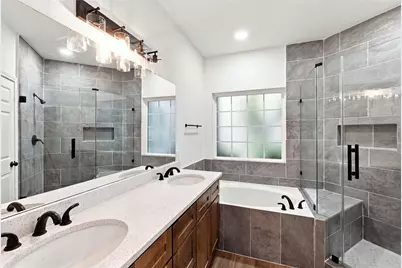 47 Alderon Woods Place, The Woodlands, TX 77382 - Photo 16