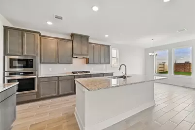 13618 Hartwell Bend Drive, Texas City, TX 77568 - Photo 2