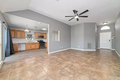 1014 Oak Glen Drive, Willis, TX 77378 - Photo 16