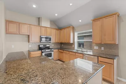 30218 Deleon Fields Drive, Spring, TX 77386 - Photo 16