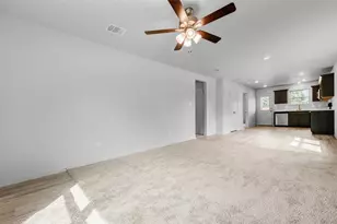 1643 Lucky St, Bryan, TX 77803 - Photo 10
