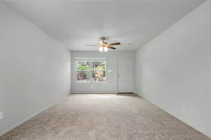 1643 Lucky St, Bryan, TX 77803 - Photo 4