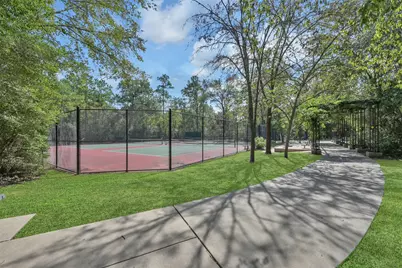 31 E Amberglow Circle, The Woodlands, TX 77381 - Photo 46