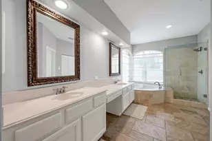 31 E Amberglow Cir, The Woodlands, TX 77381 - Photo 26