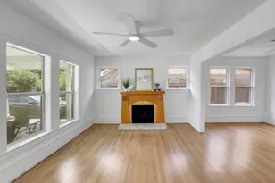 1459 Godwin St, Houston, TX 77023 - Photo 2