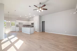 11021 Ondrea Ln, Willis, TX 77318 - Photo 6