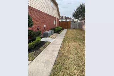 13839 Fair Park Drive, Houston, TX 77014 - Photo 4