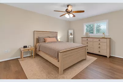 9107 Mauna Loa Lane, Houston, TX 77040 - Photo 16