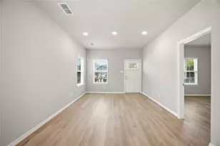 6423 Paris St, Houston, TX 77021 - Photo 4