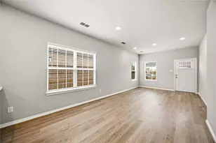 6423 Paris St, Houston, TX 77021 - Photo 8