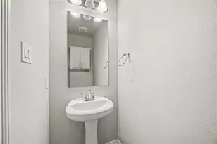 6423 Paris St, Houston, TX 77021 - Photo 14