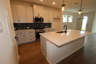 31850 Blossom Ln, Fulshear, TX 77423 - Photo 8