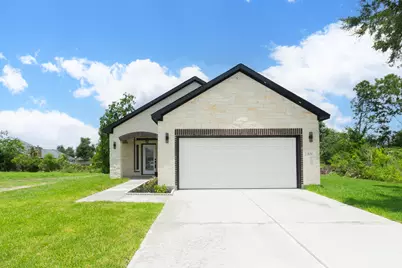 423 Manor Avenue, Arcola, TX 77583 - Photo 2