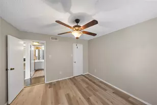 10053 Westpark Dr, Houston, TX 77042 - Photo 10