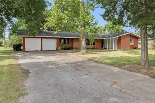 8303 Jet Pilot St, Houston, TX 77075 - Photo 1