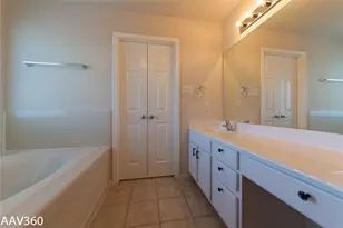 2943 Meadowglen Crest, Houston, TX 77082 - Photo 16