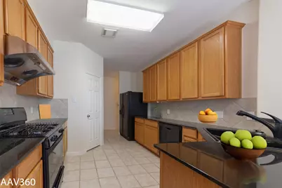 2943 Meadowglen Crest, Houston, TX 77082 - Photo 8